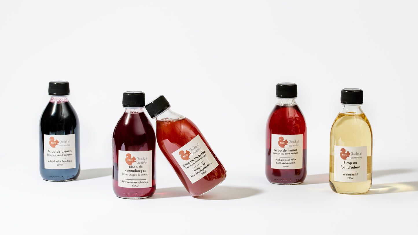 Sirop de fraises (avec un peu de thé des bois)