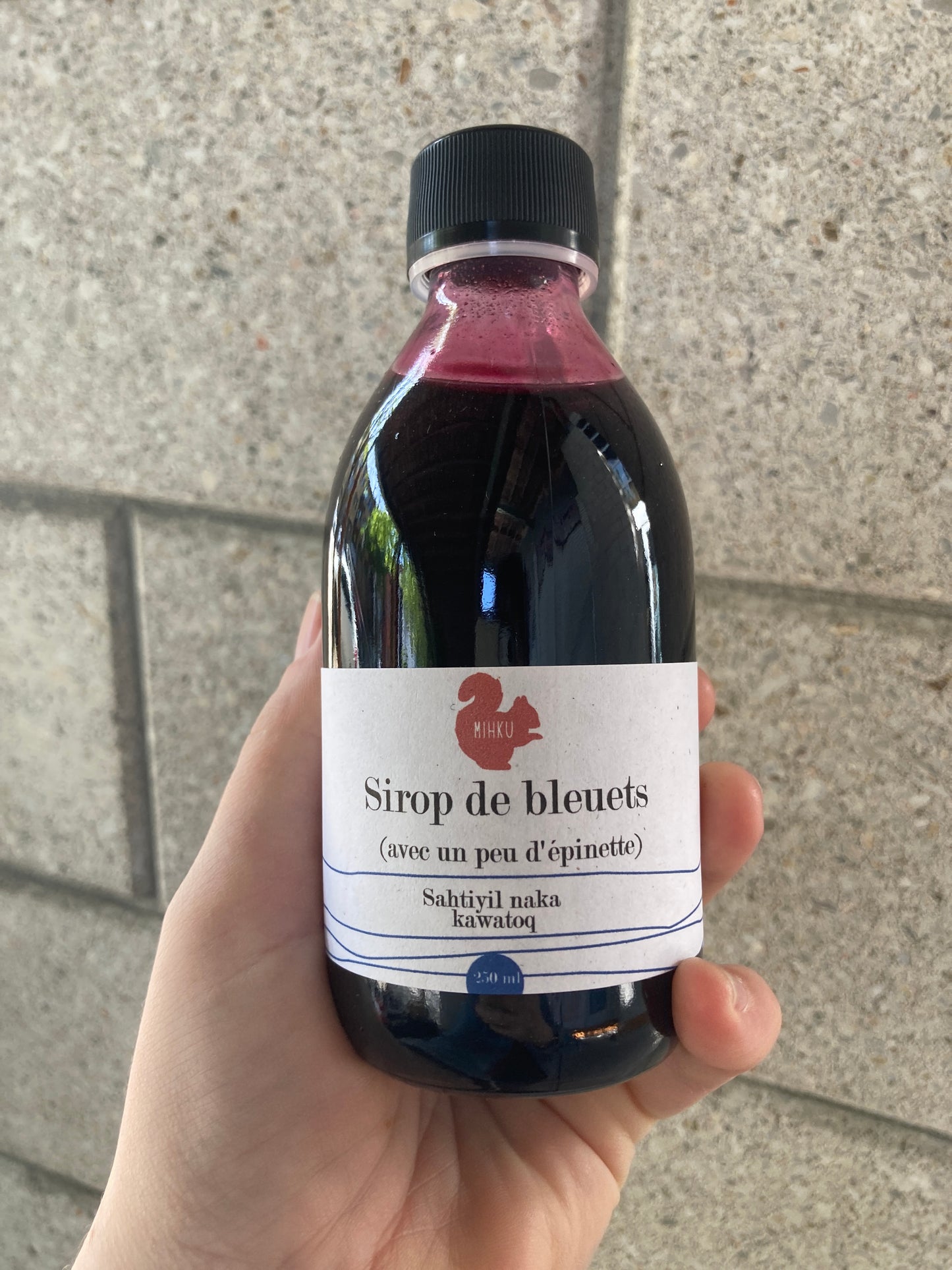 Sirop de bleuets (avec un peu d’épinette )
