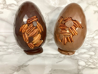 Gros oeuf caramel et pacanes