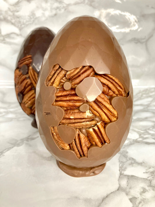 Gros oeuf caramel et pacanes