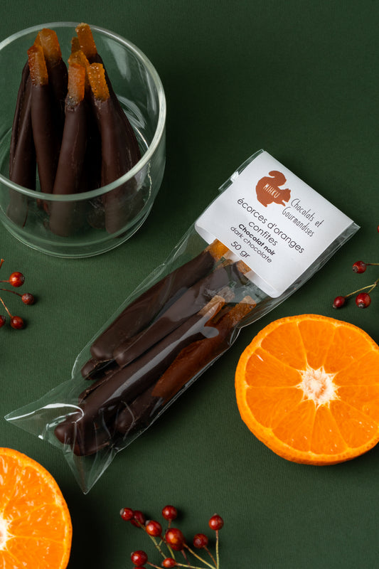 Écorces d'oranges confites enrobés de chocolat