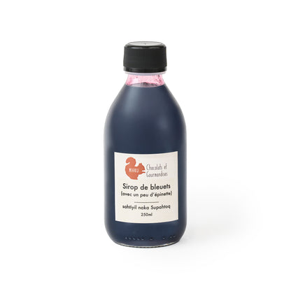 Sirop de bleuets (avec un peu d’épinette )